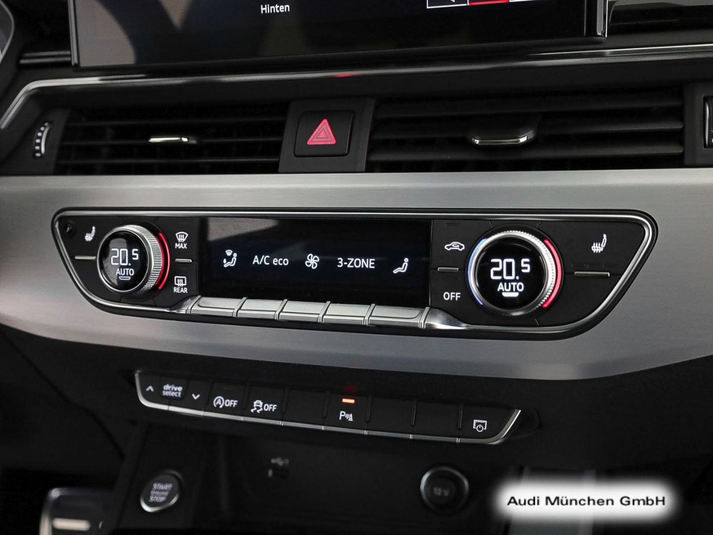 Bild über Audi A4 Avant S line 40 TFSI S tronic - für weitere Informationen kontaktieren Sie den Audi Partner
