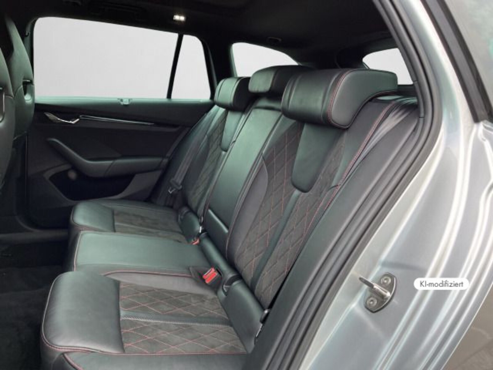 Škoda Octavia Combi – Bild 14