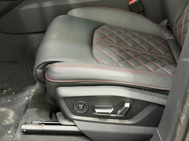 2026 Audi SQ8 Prestige - Photo 16