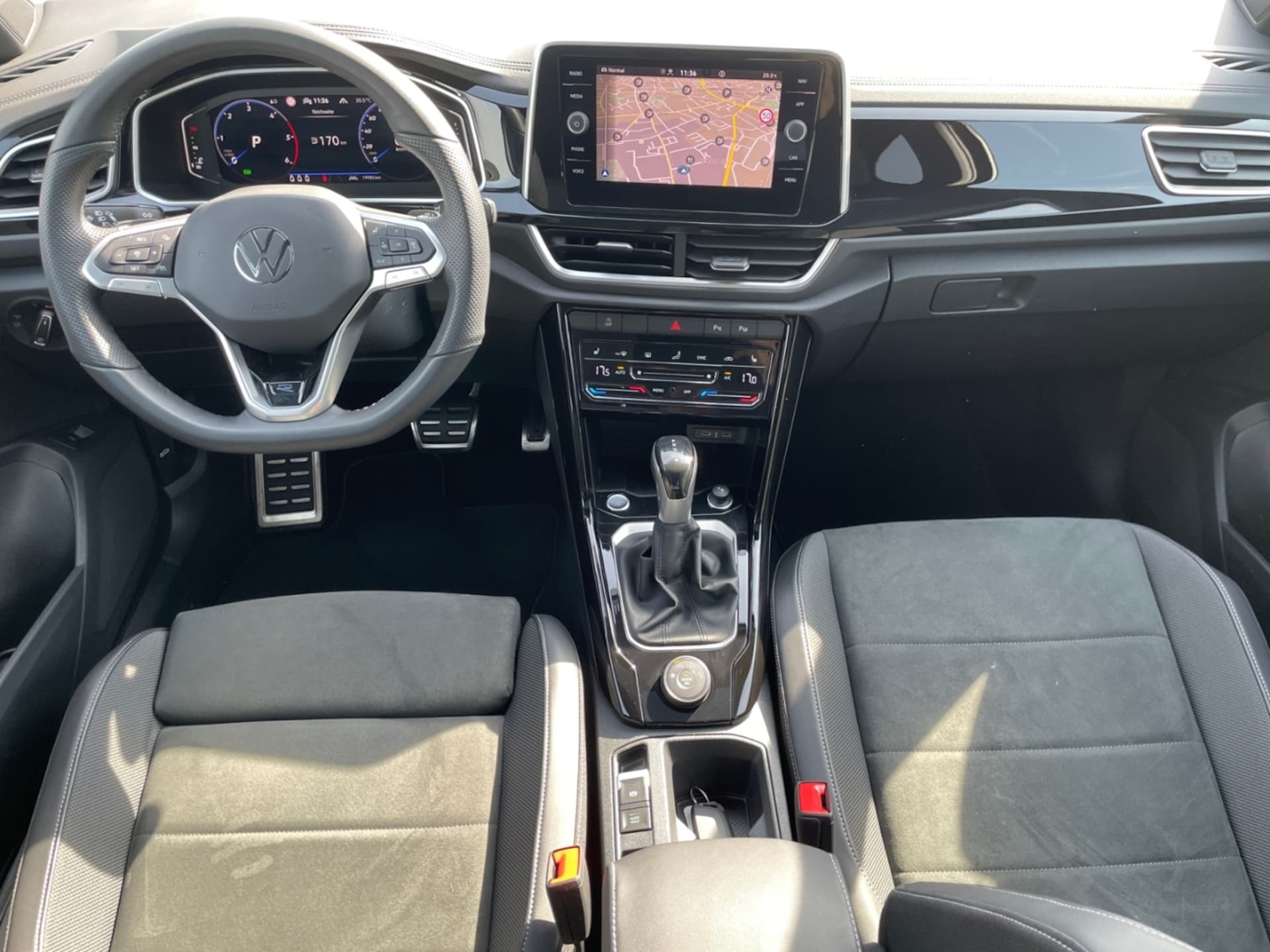 Volkswagen T-Roc R-Line