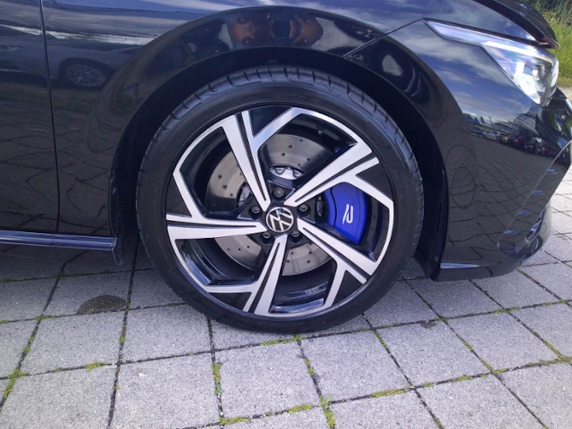 Volkswagen Golf R