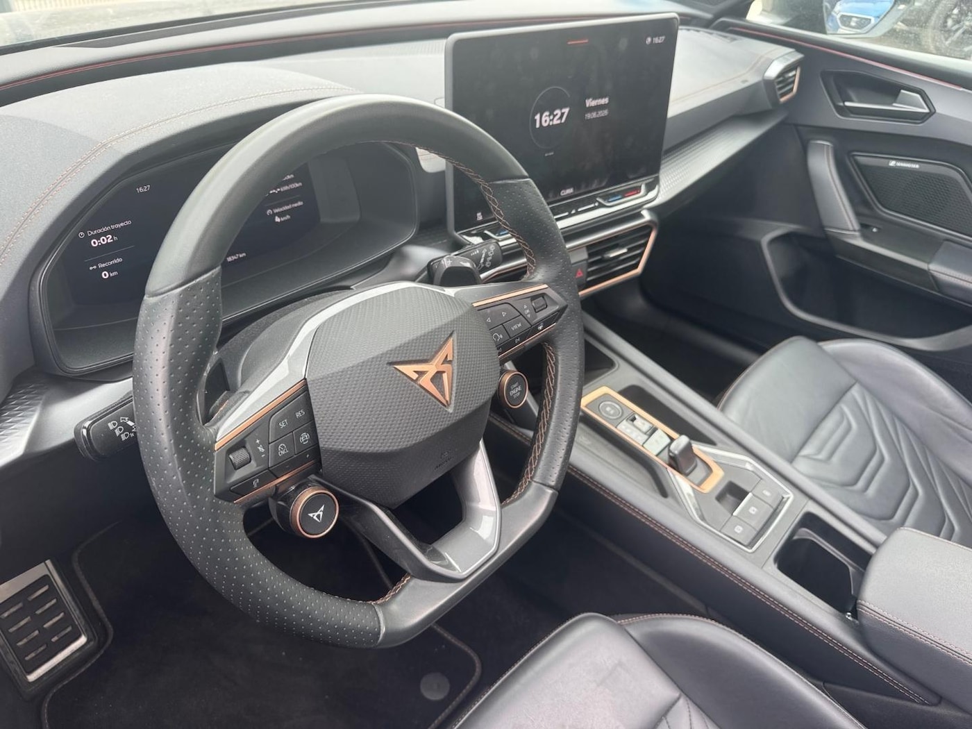 CUPRA Leon Sportstourer 1.5 TSI e-Hybrid VZ DSG 200 kW (272 CV) — photo 11