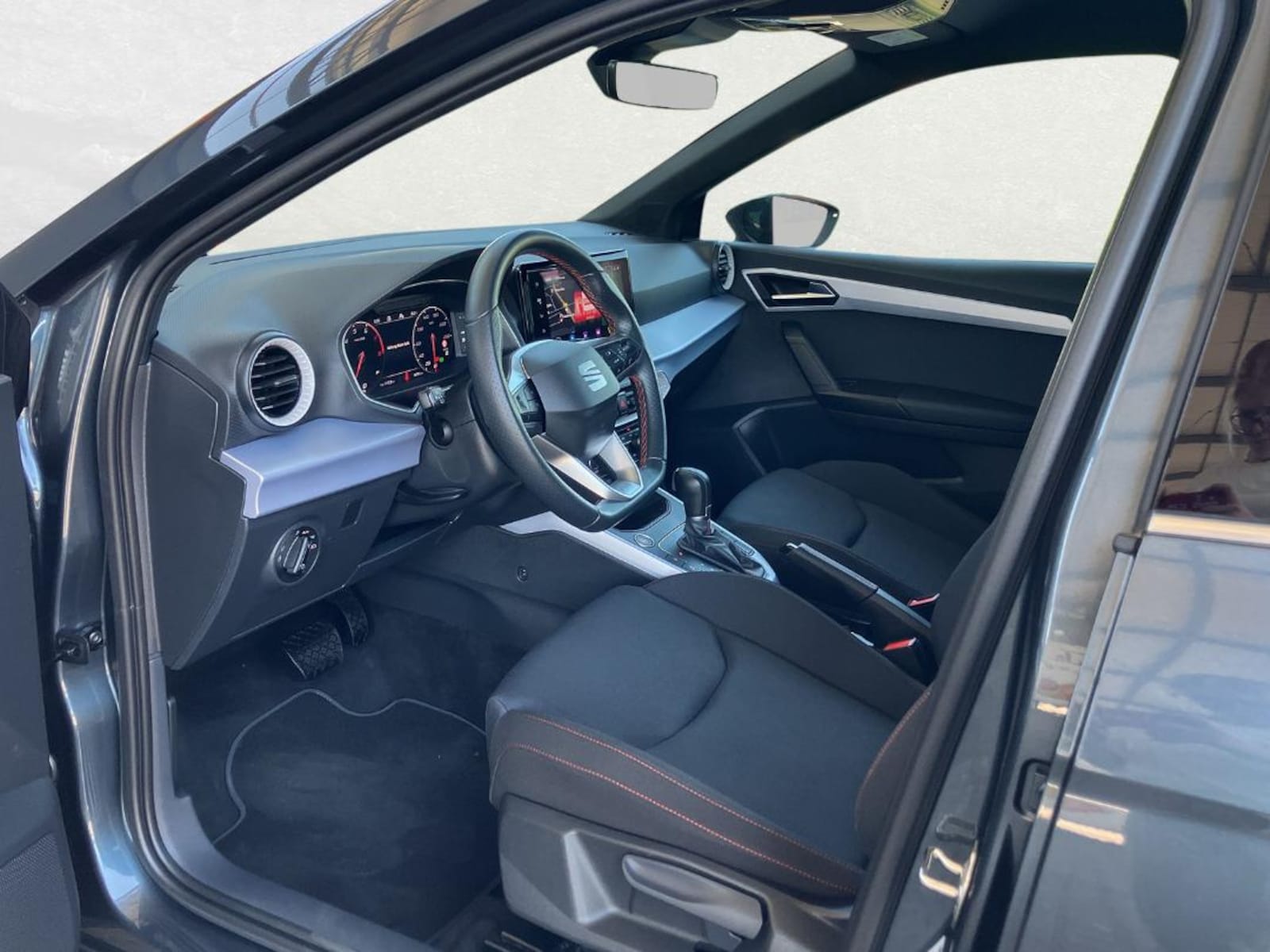 SEAT Arona – Bild 9