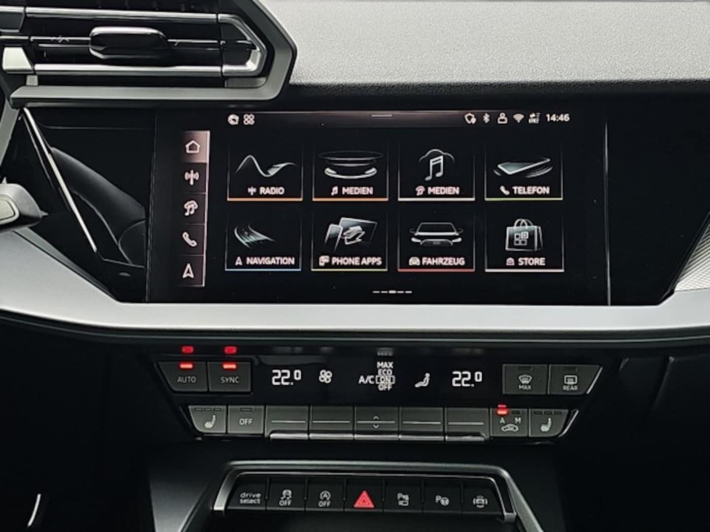 Bild über Audi A3 Sportback TFSI 110 kW S tronic - für weitere Informationen kontaktieren Sie den Audi Partner