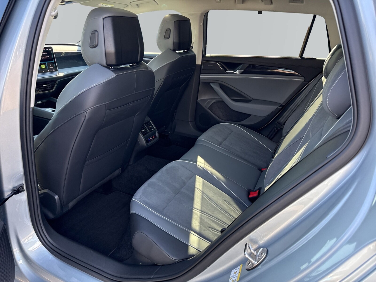 Volkswagen Passat – Bild 9