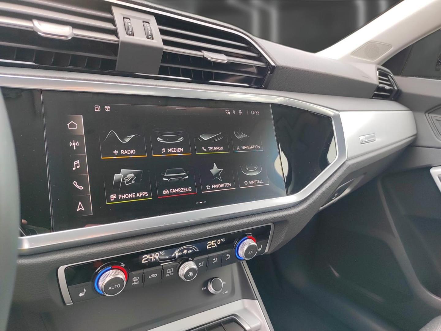 Image about Audi Q3 Sportback 35 TFSI S tronic