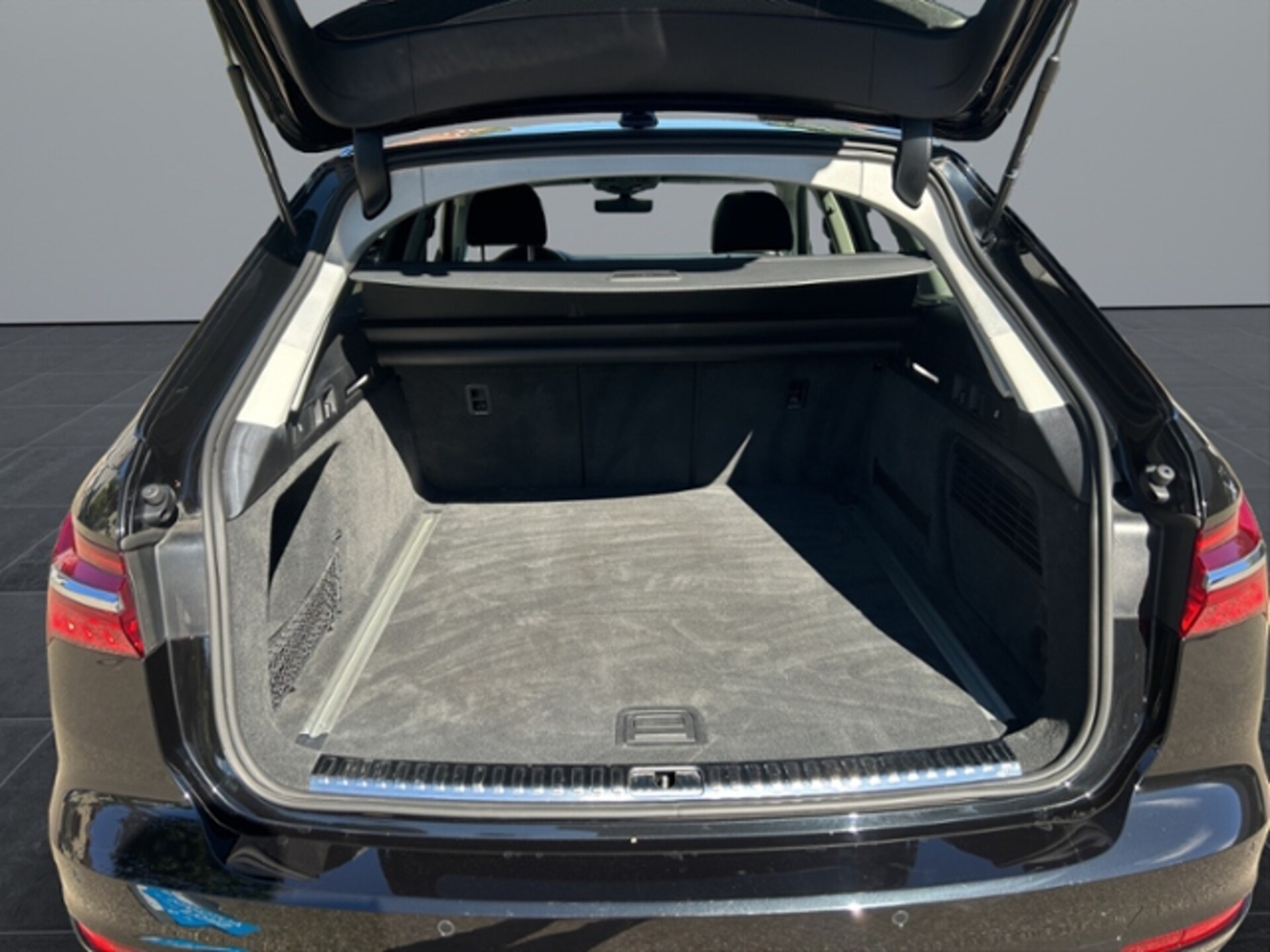 Audi A6 Avant Sport