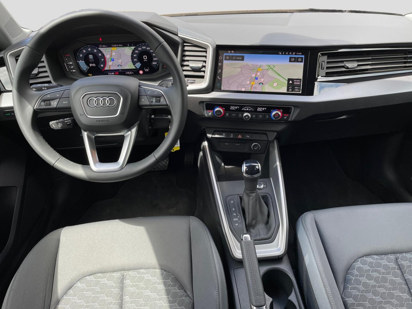 Bild über Audi A1 allstreet 35 TFSI S tronic - für weitere Informationen kontaktieren Sie den Audi Partner