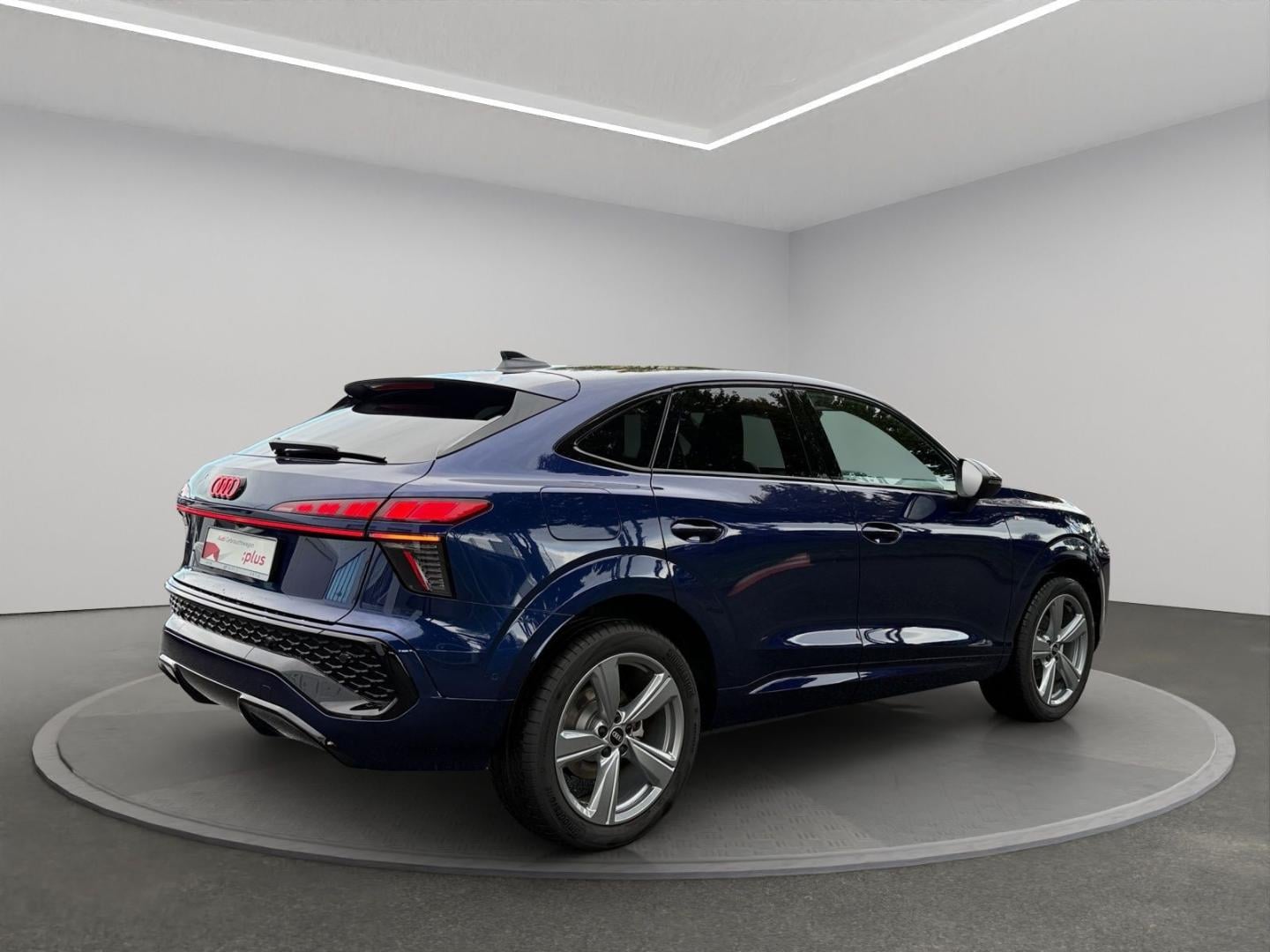 Bild über Audi Q3 Sportback TFSI 110 kW S tronic - für weitere Informationen kontaktieren Sie den Audi Partner