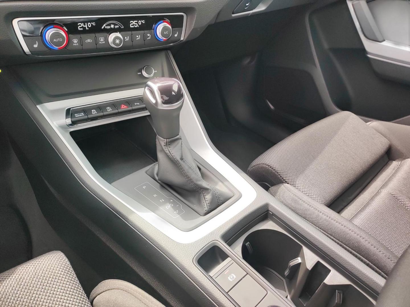 Image about Audi Q3 Sportback 35 TFSI S tronic