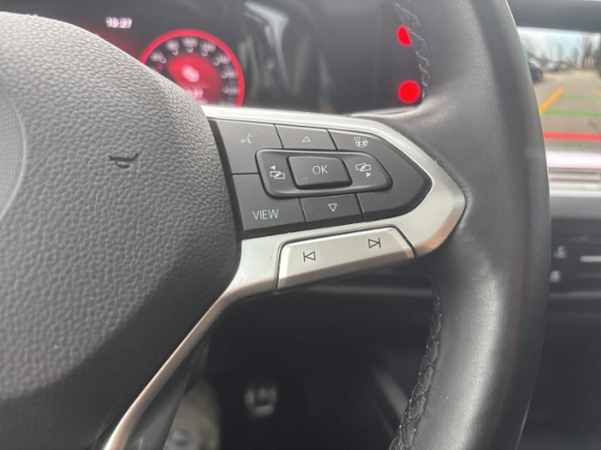 Volkswagen Golf Active