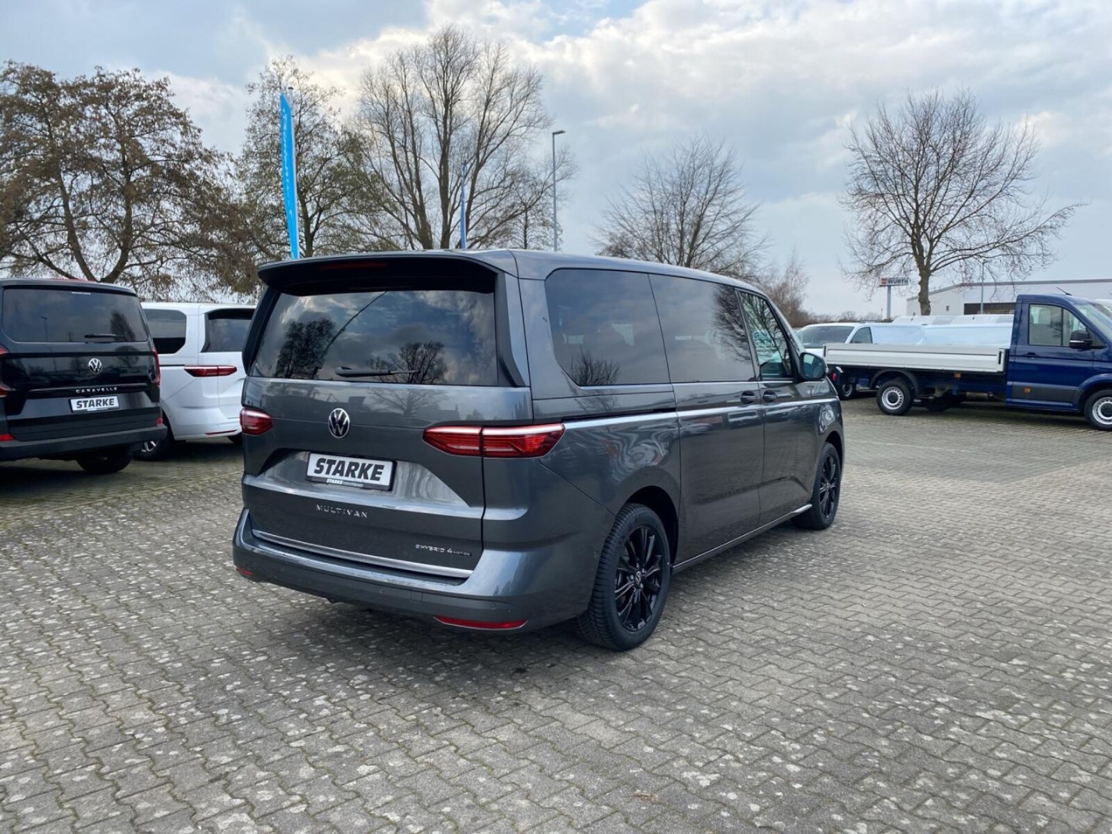Volkswagen Multivan Langversion – Bild 15