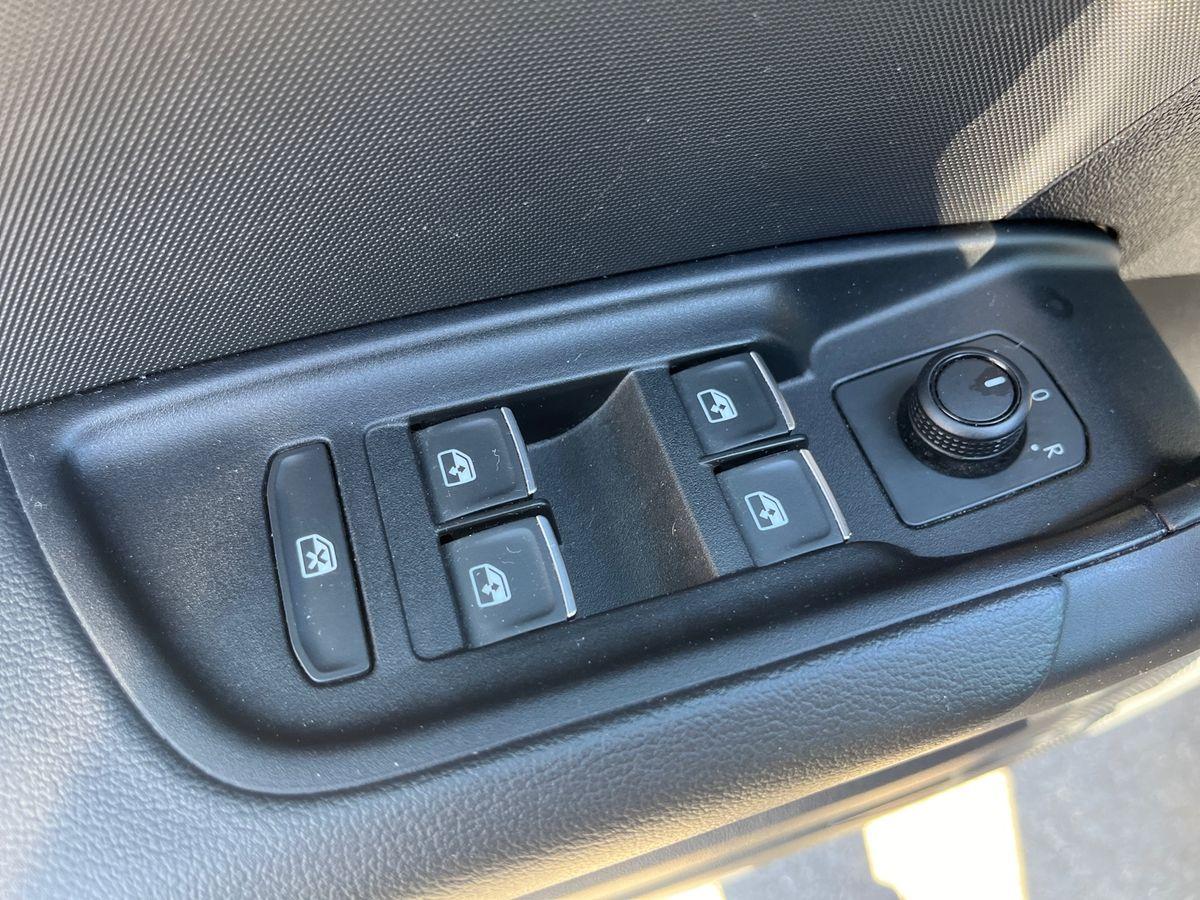 Image about Audi A1 Sportback Design 25 TFSI 70 kW (95 ch) 5 vitesses