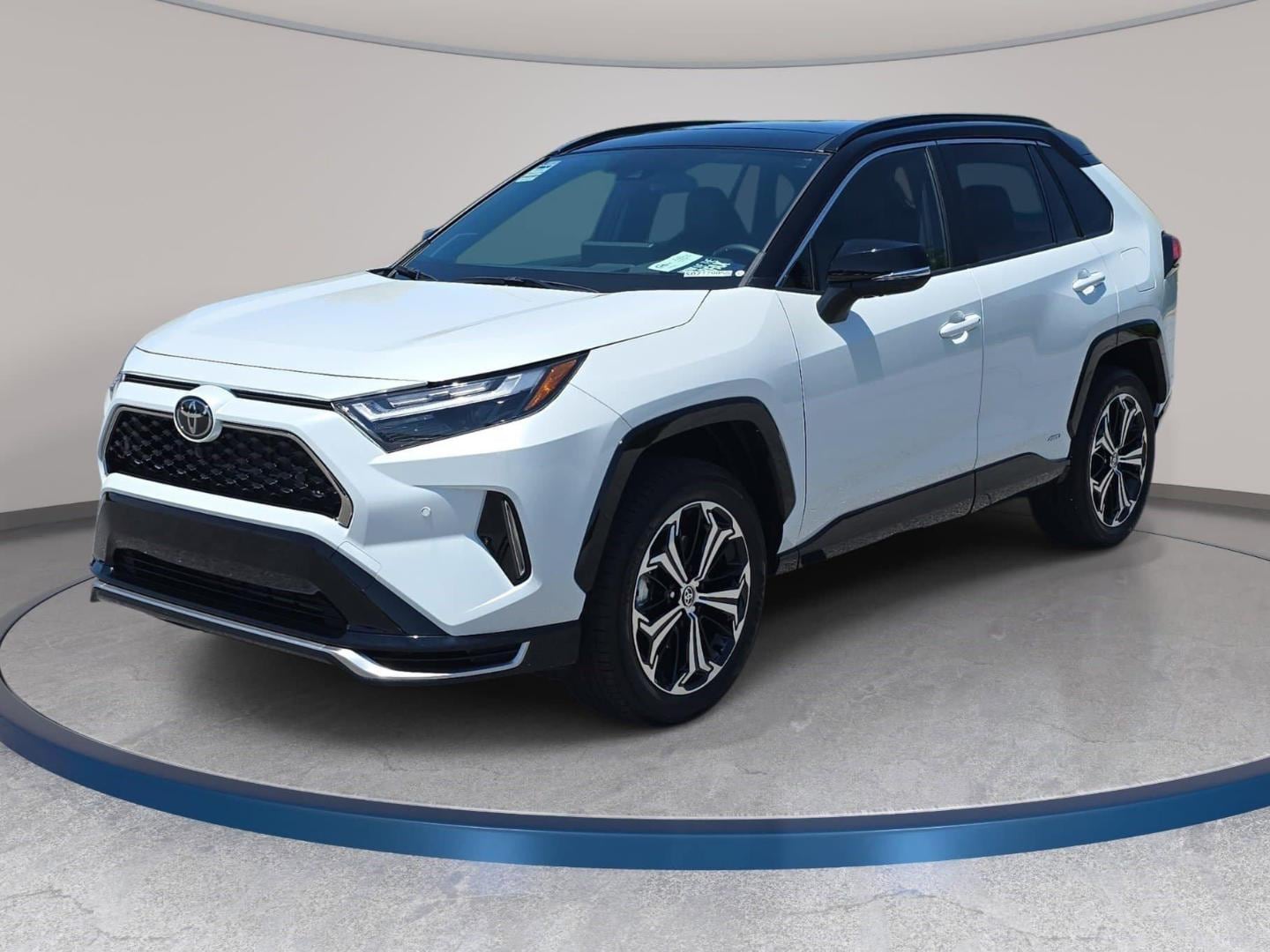 2025 Toyota RAV4 Plug-in Hybrid XSE AWD's photo