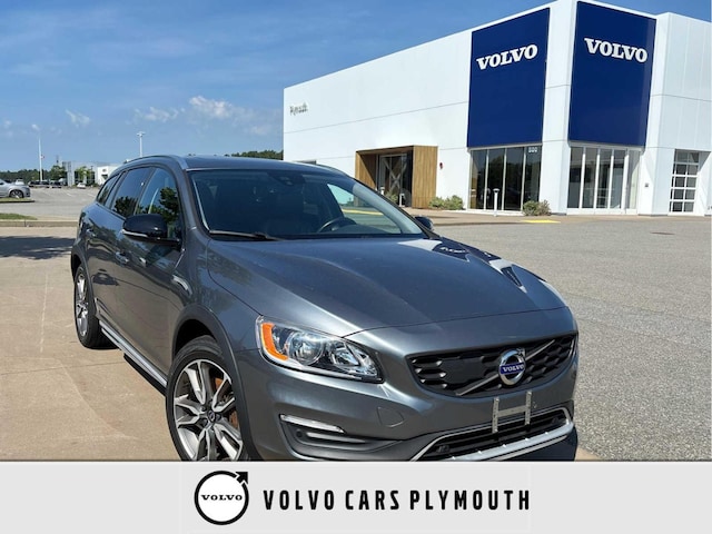 2018 Volvo V60 Cross Country