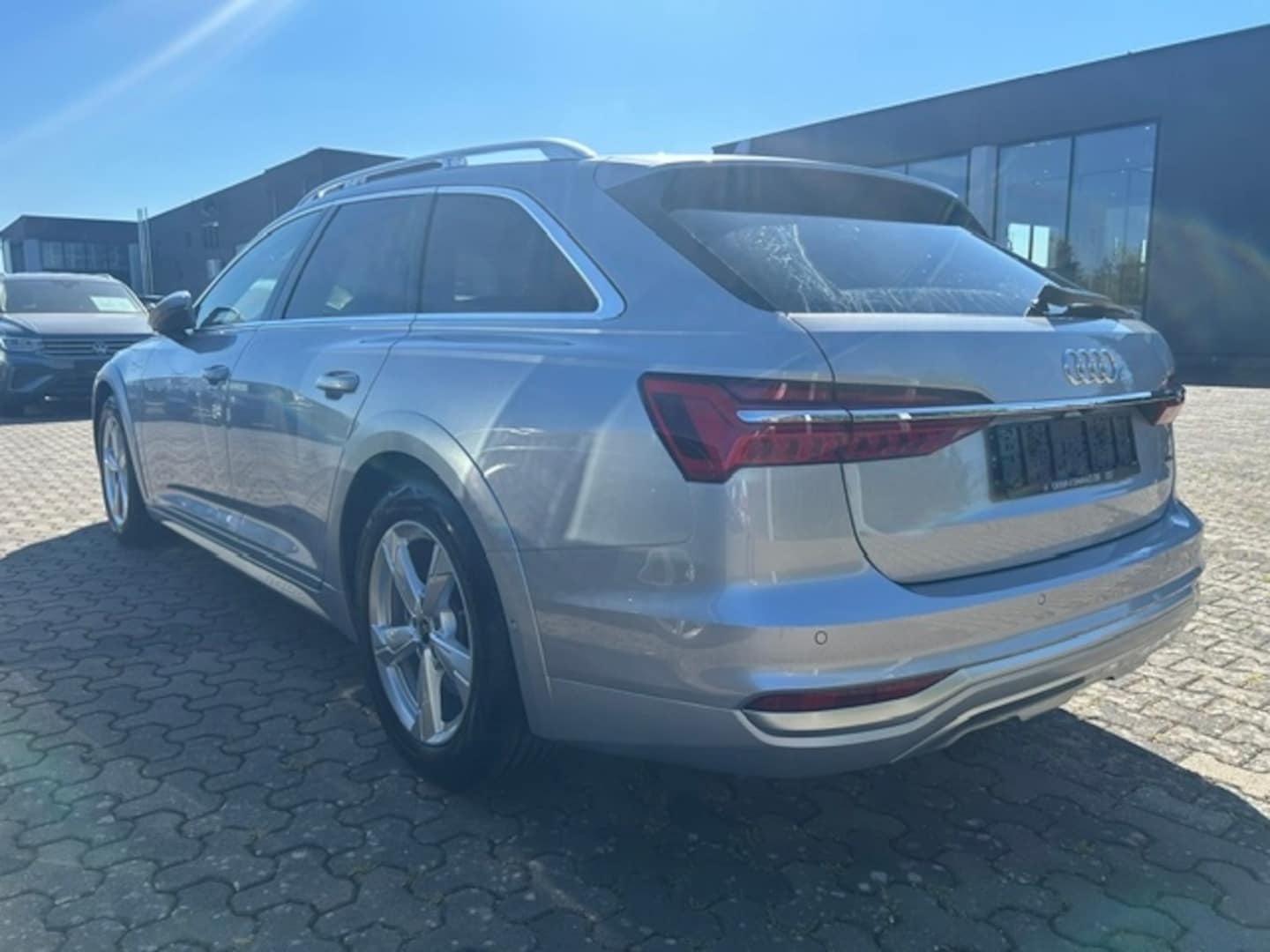 Bild über Audi A6 allroad quattro 40 TDI quattro S tronic - für weitere Informationen kontaktieren Sie den Audi Partner