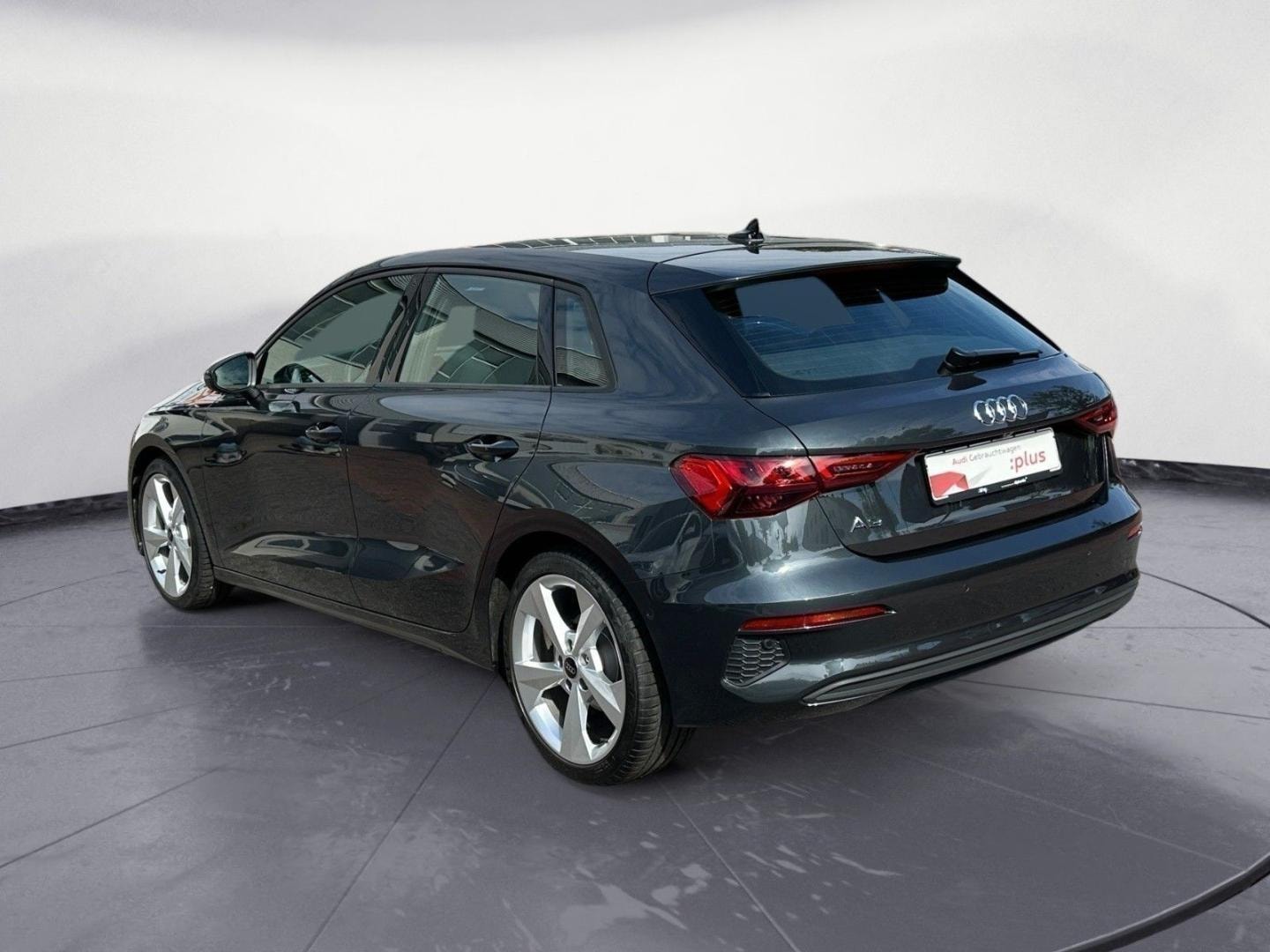 Bild über Audi A3 Sportback 35 TFSI S tronic - für weitere Informationen kontaktieren Sie den Audi Partner