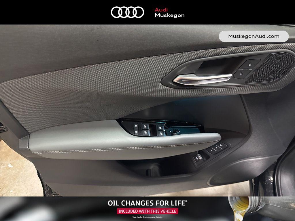 2026 Audi Q3 Base - Photo 10