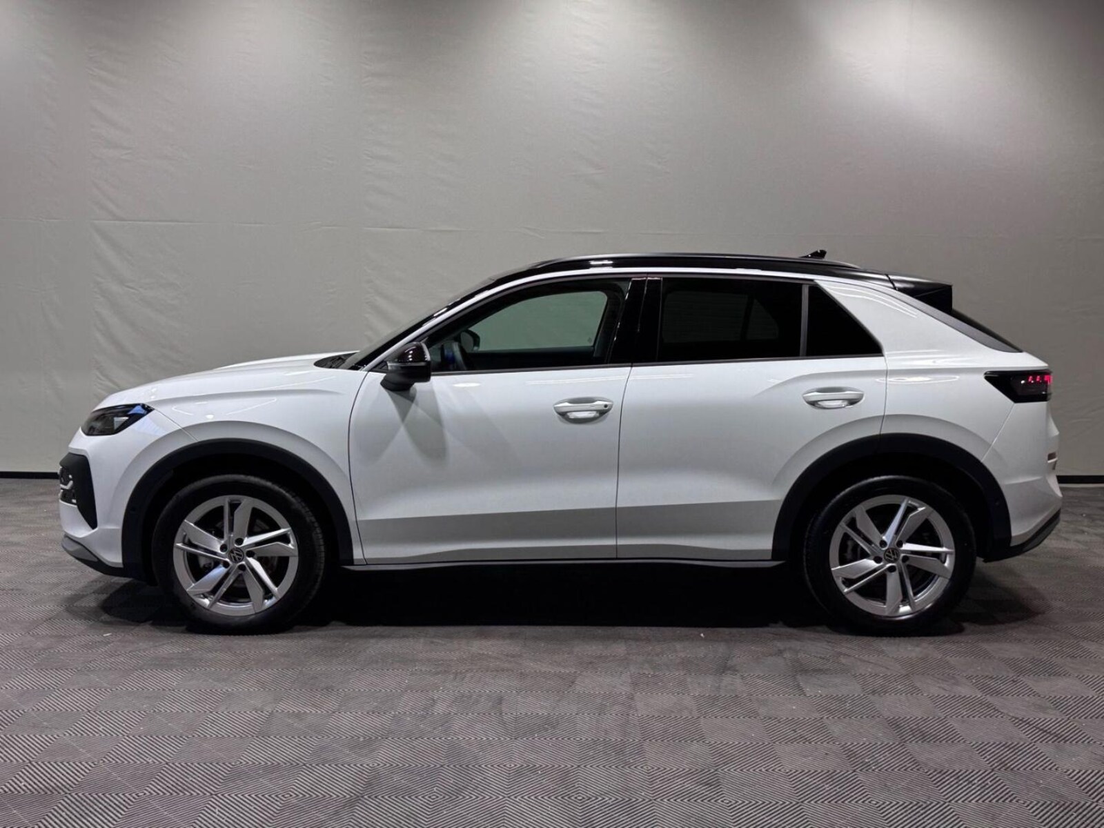 Volkswagen T-Roc – Bild 3