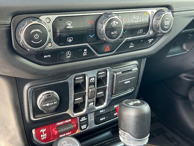 2024 Jeep Wrangler 4-Door Rubicon - Photo 31