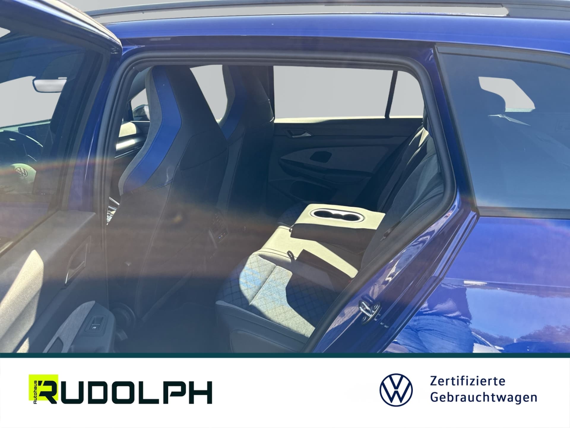 Volkswagen Golf Variant R