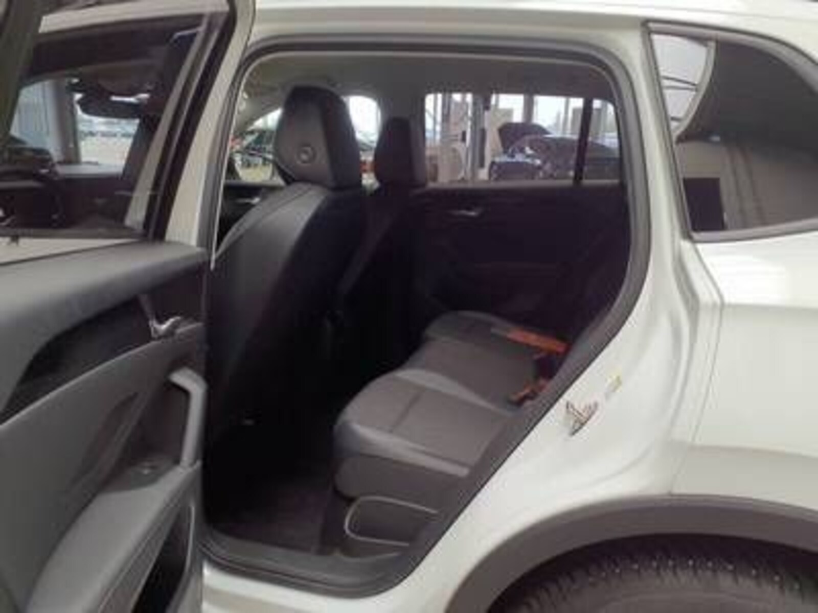 Volkswagen Tiguan – Bild 6