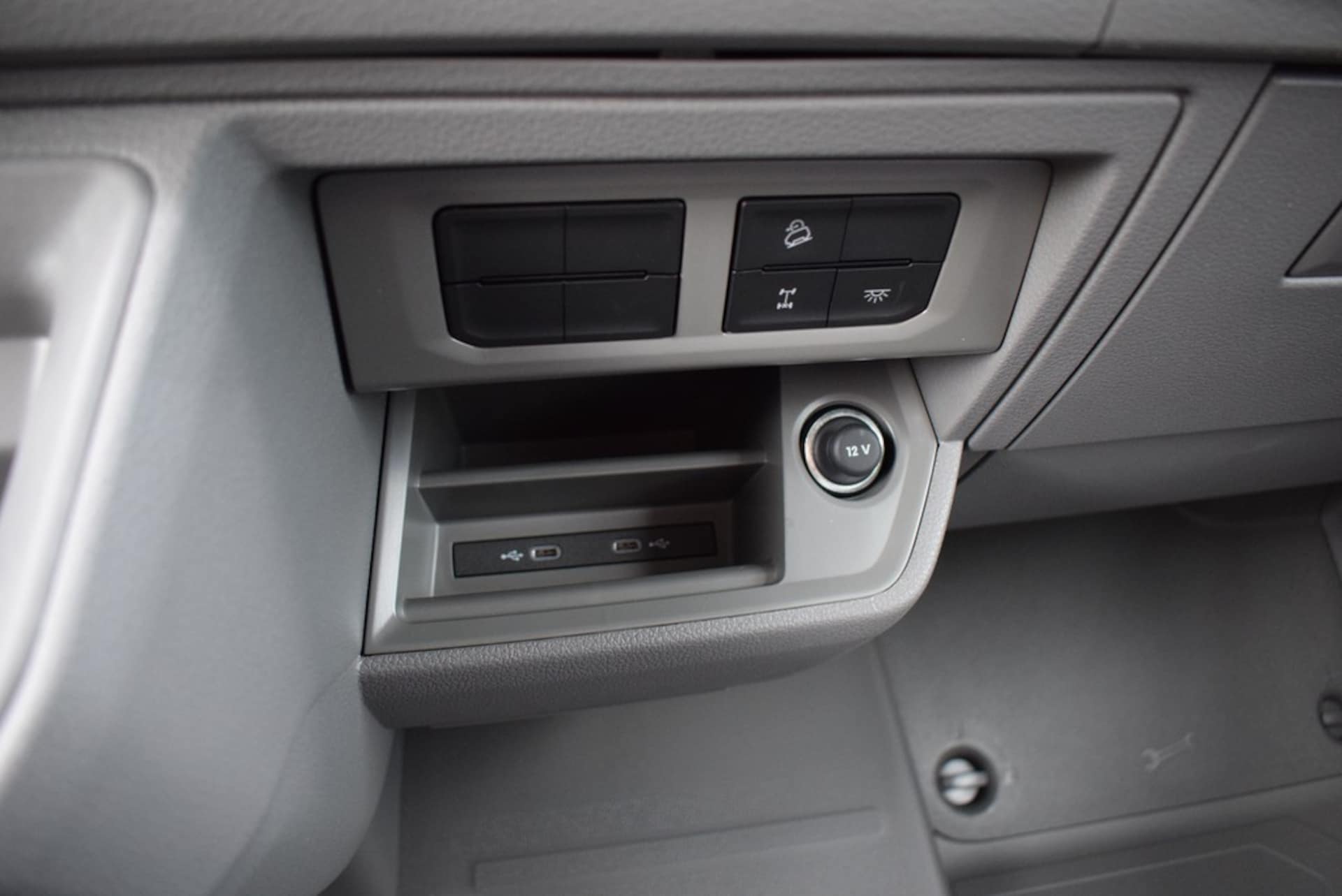 Volkswagen Crafter Kasten mittlerer Radstand