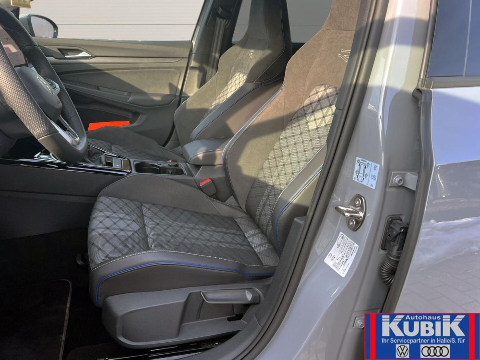 Volkswagen Golf Variant R-Line