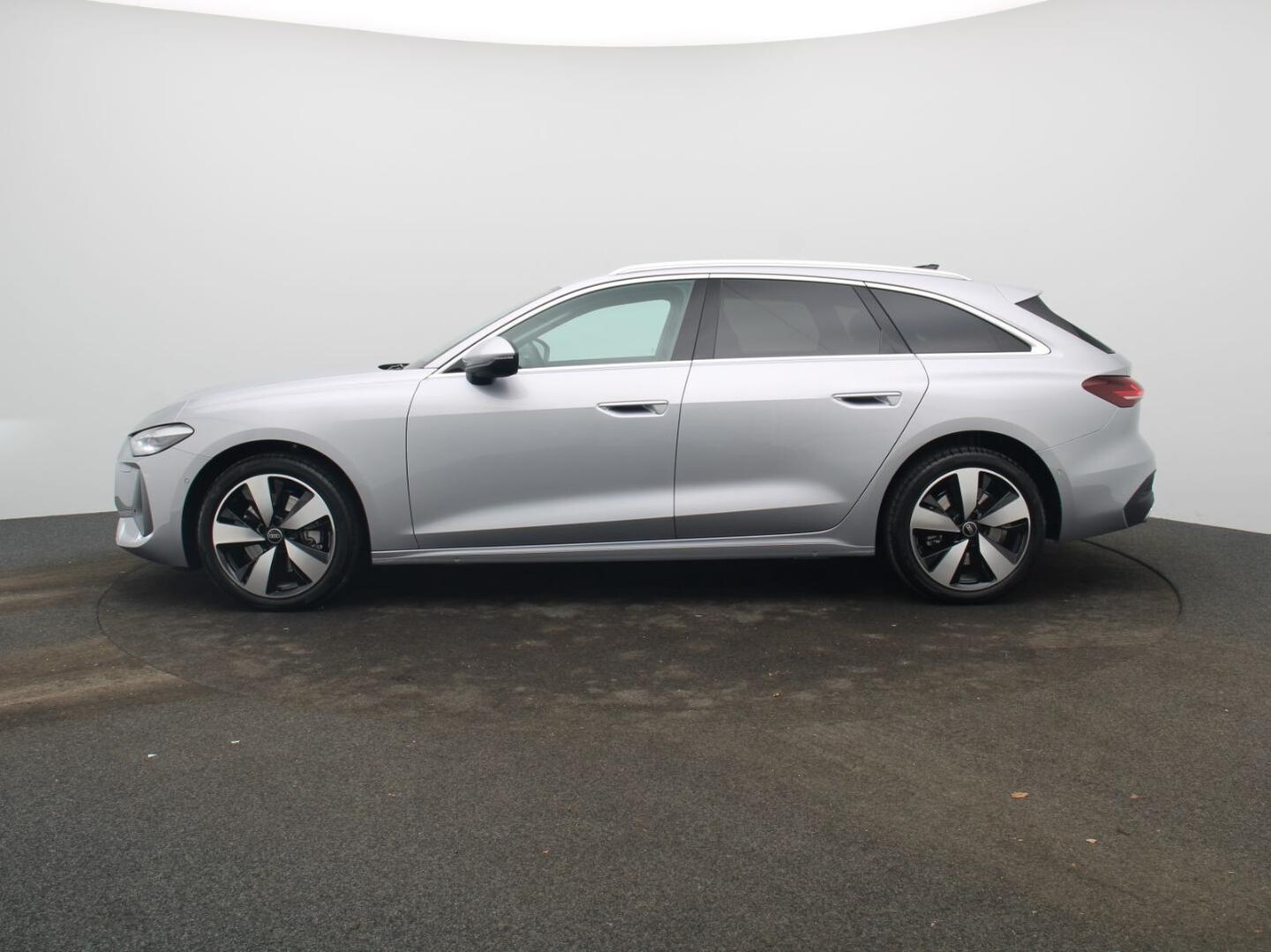 Bild über Audi A5 Avant TDI 150 kW S tronic - für weitere Informationen kontaktieren Sie den Audi Partner