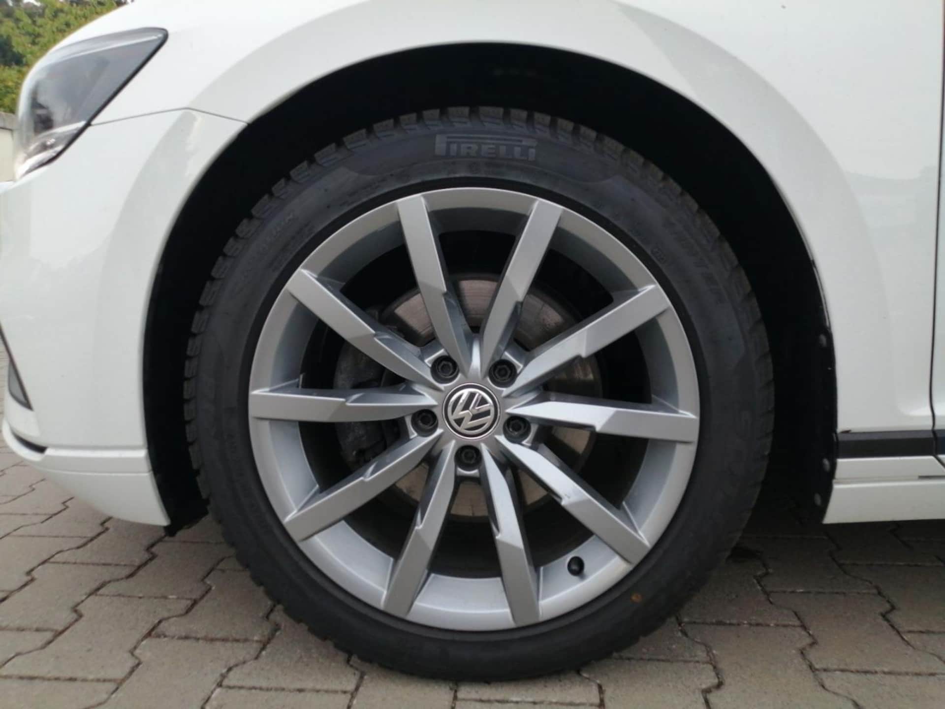 Volkswagen Passat Variant Conceptline