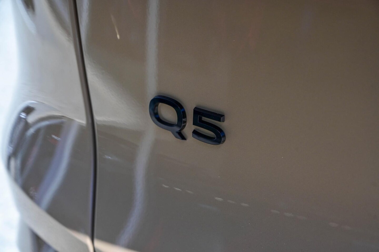 Image about Audi Q5 SUV TDI quattro 150 kW sport