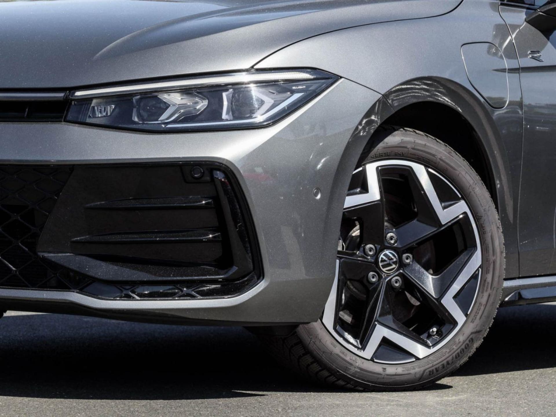 Volkswagen Passat R-Line