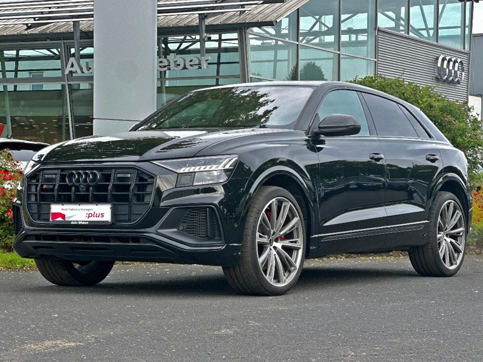 Audi SQ8 SUV