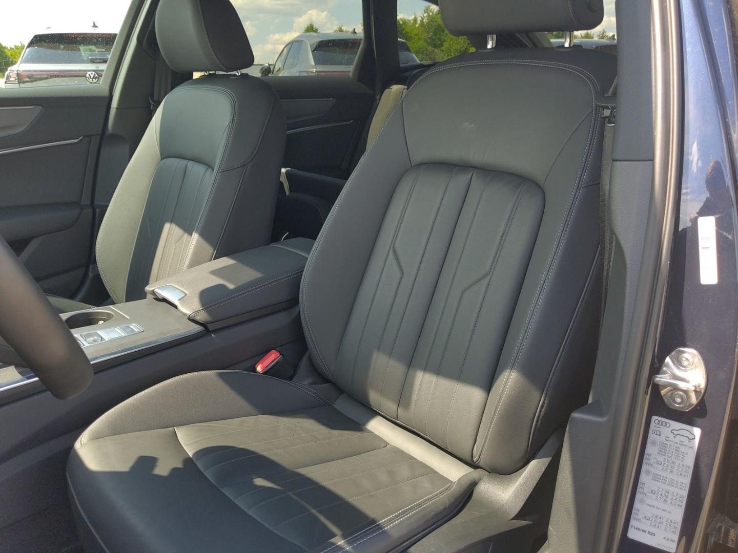 Bild über Audi A6 Avant S line 40 TDI S tronic - für weitere Informationen kontaktieren Sie den Audi Partner