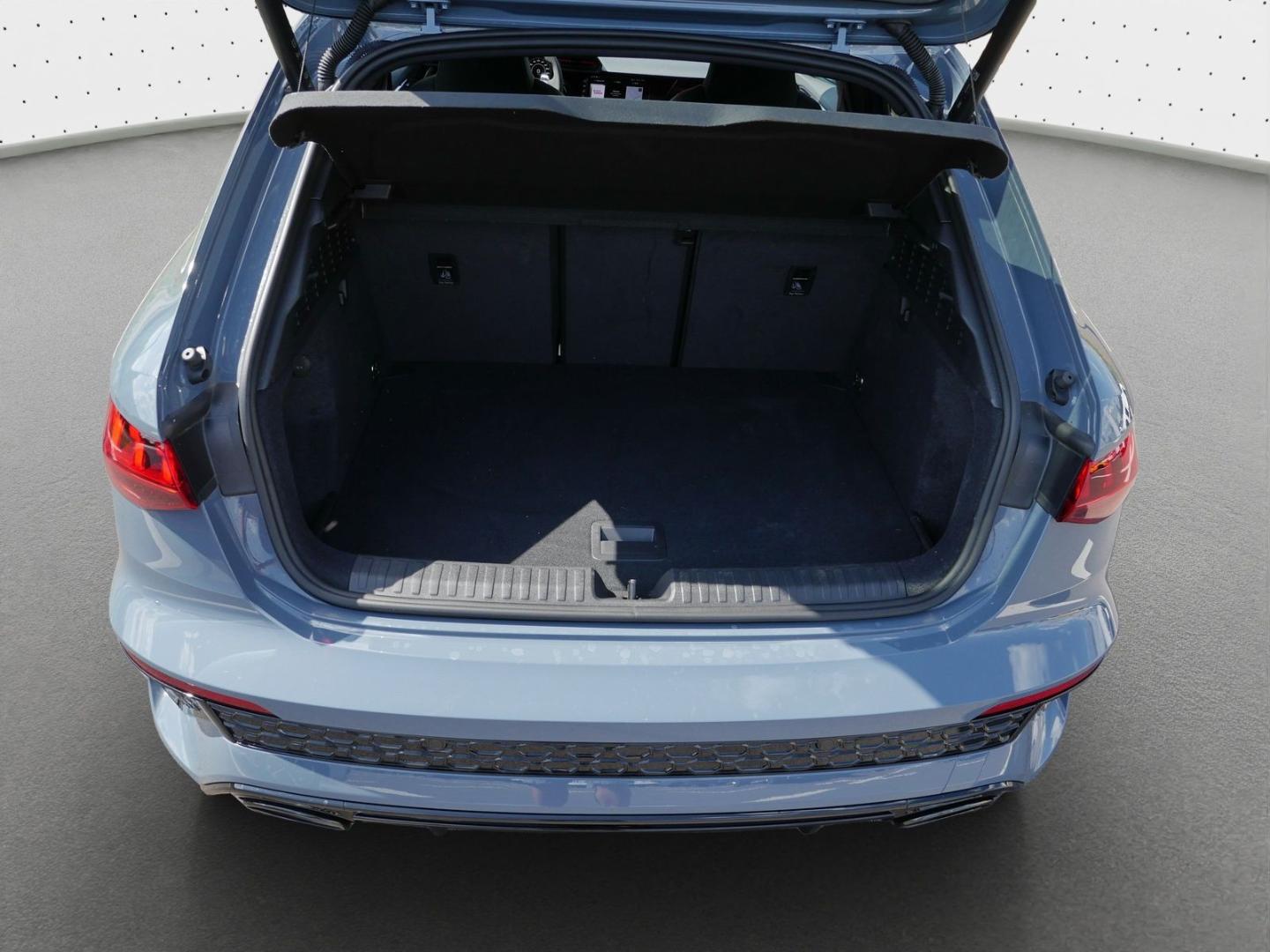Image about Audi RS 3 Sportback TFSI quattro S tronic