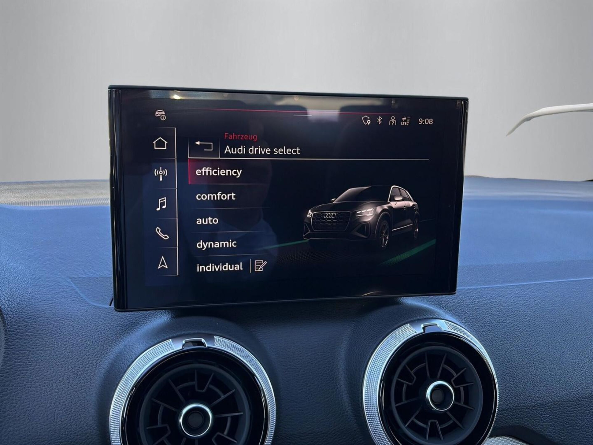 Audi Q2 Advanced