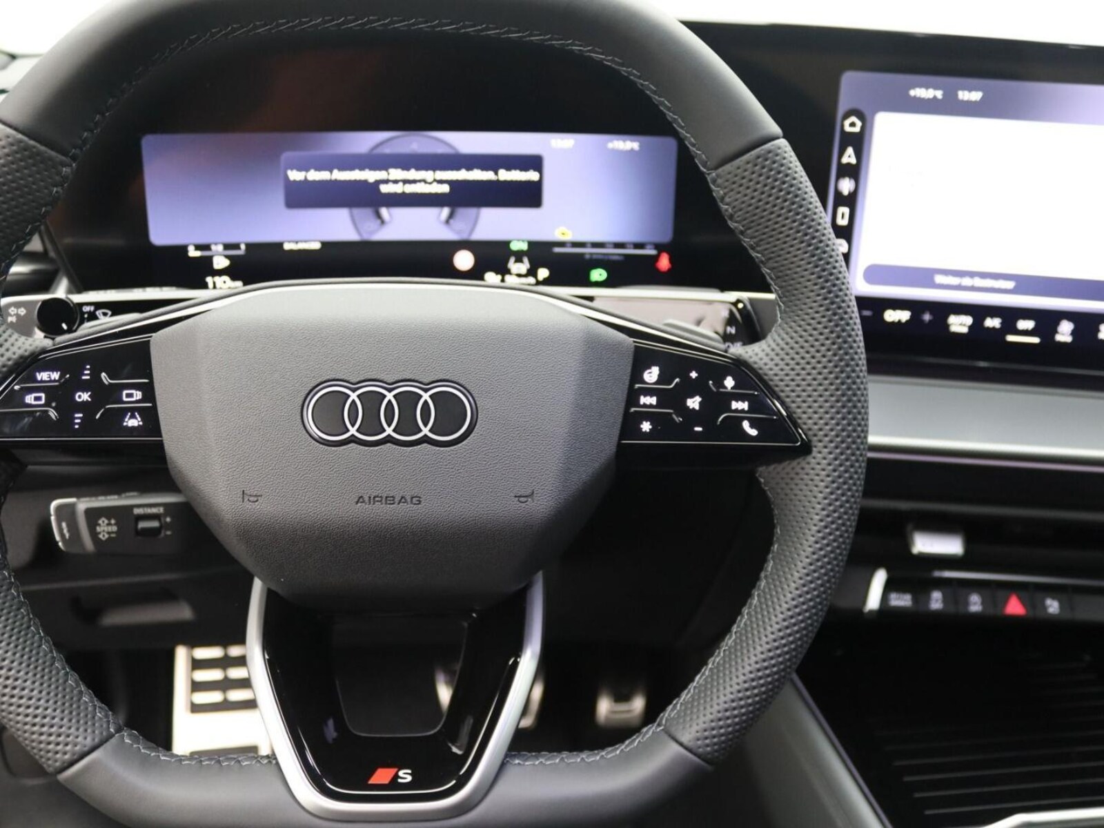 Audi Q3 – Bild 12