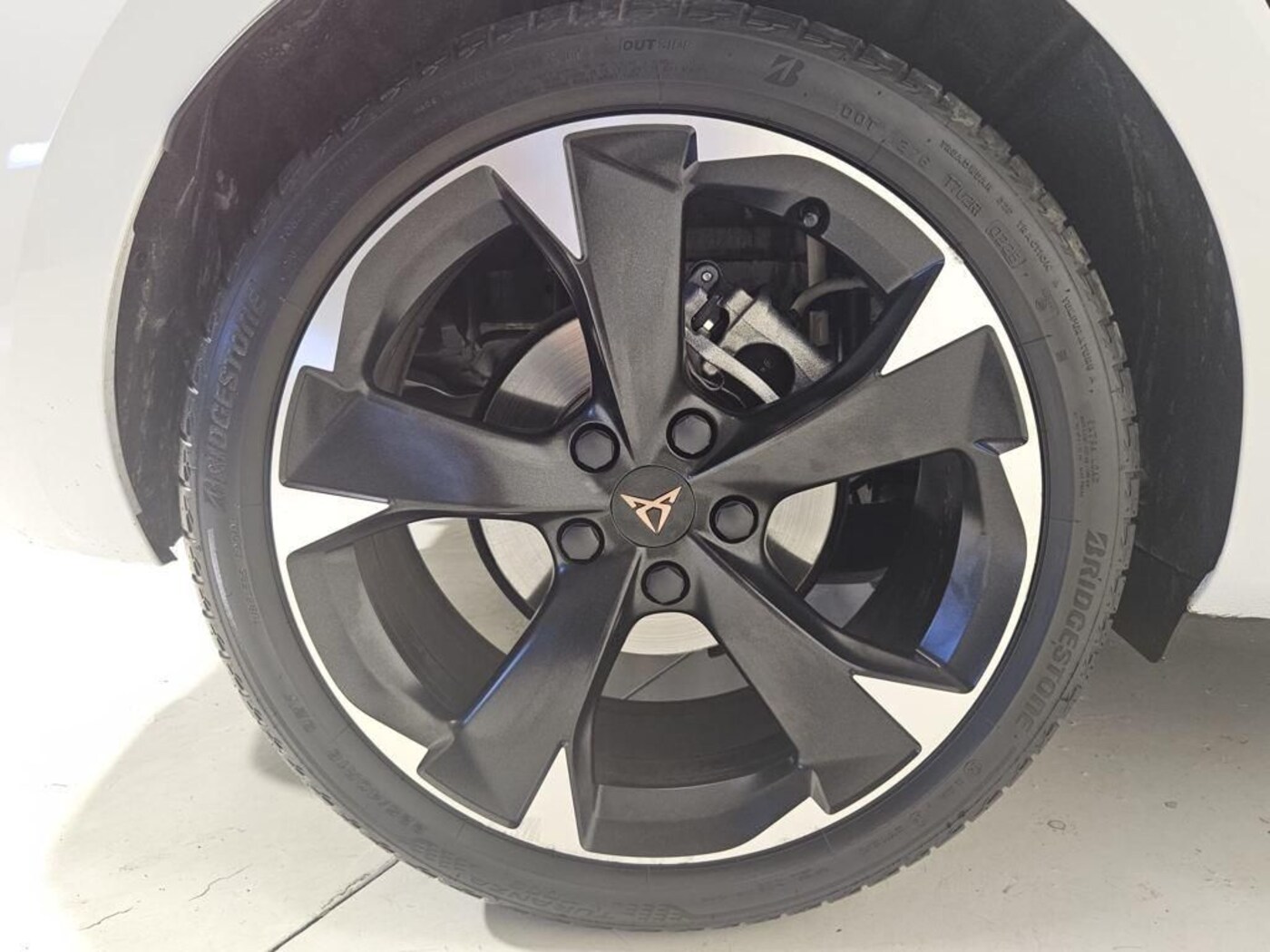 CUPRA Leon León 1.5 eTSI DSG 110 kW (150 CV) — photo 8