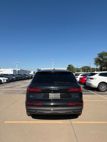 2023 Audi Q7