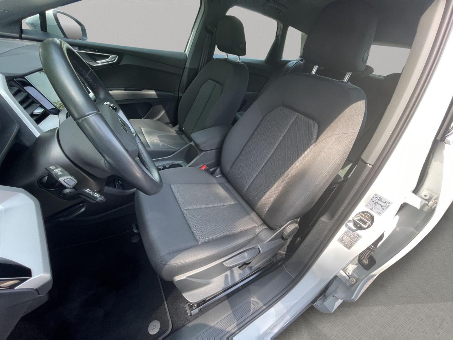 Image about Audi Q4 e-tron 40 e-tron