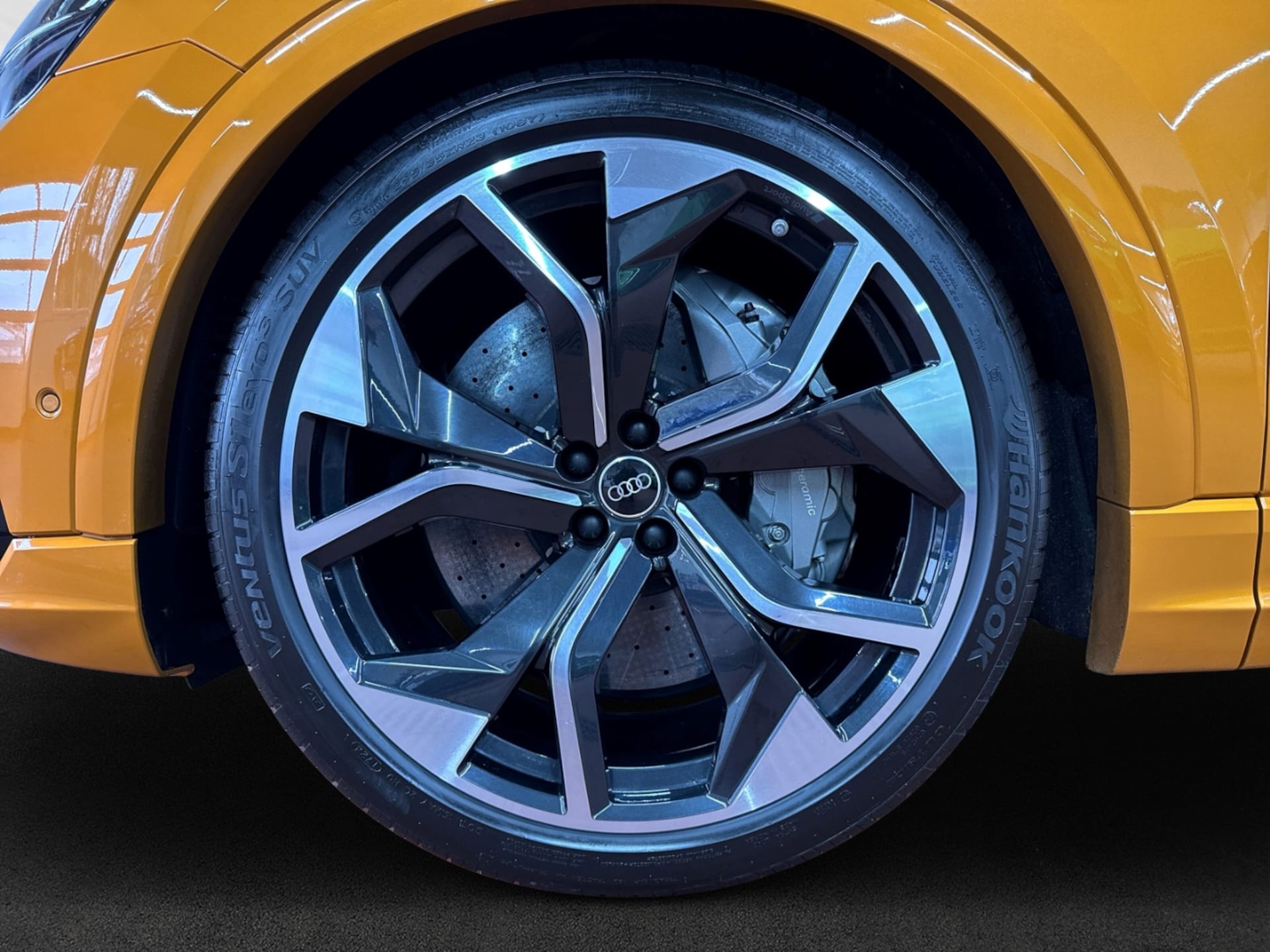 Audi RS Q8 SUV