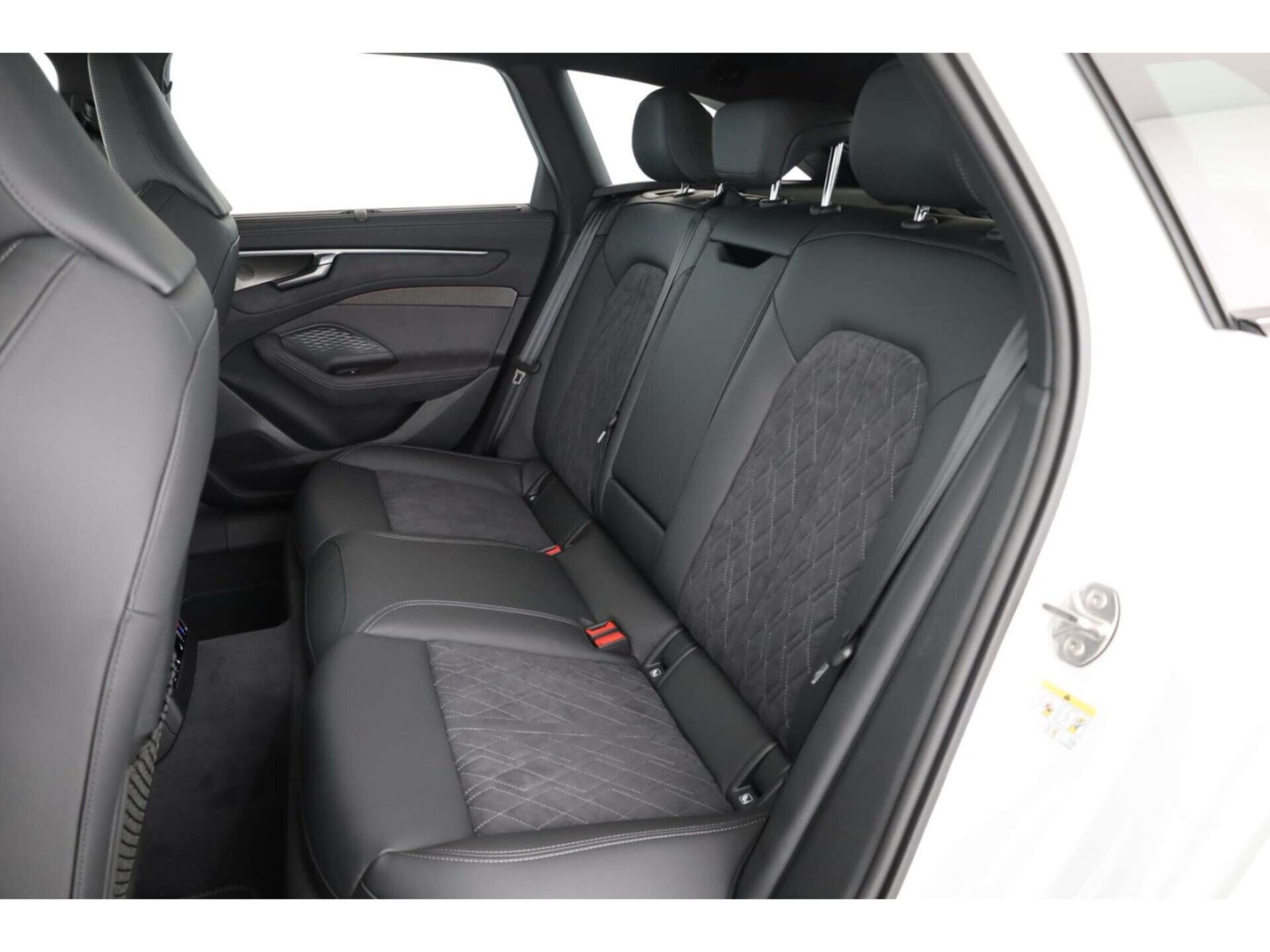Audi A6 Avant e-hybrid edition one