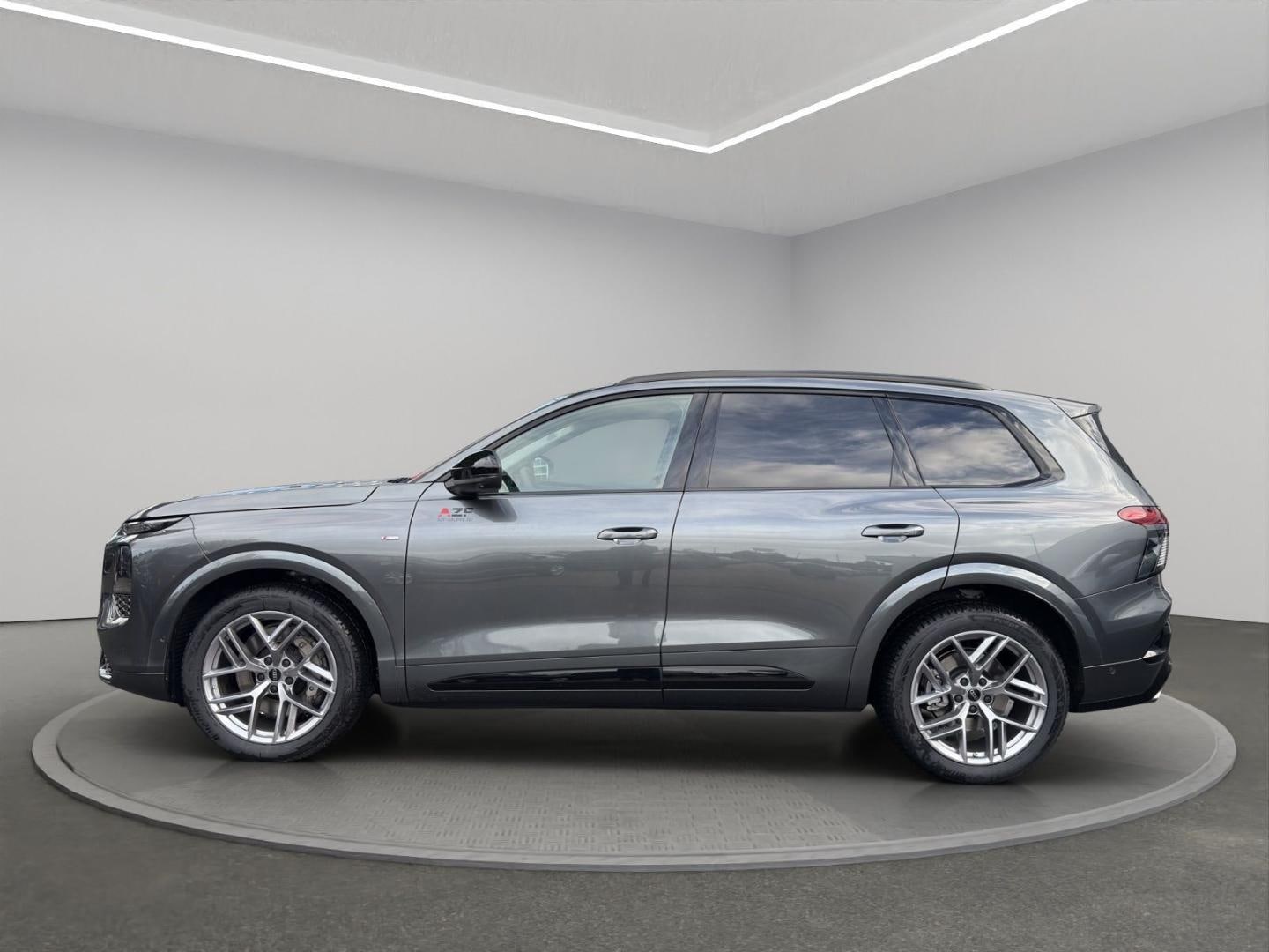 Bild über Audi Q7 SUV TDI quattro 220 kW tiptronic - für weitere Informationen kontaktieren Sie den Audi Partner