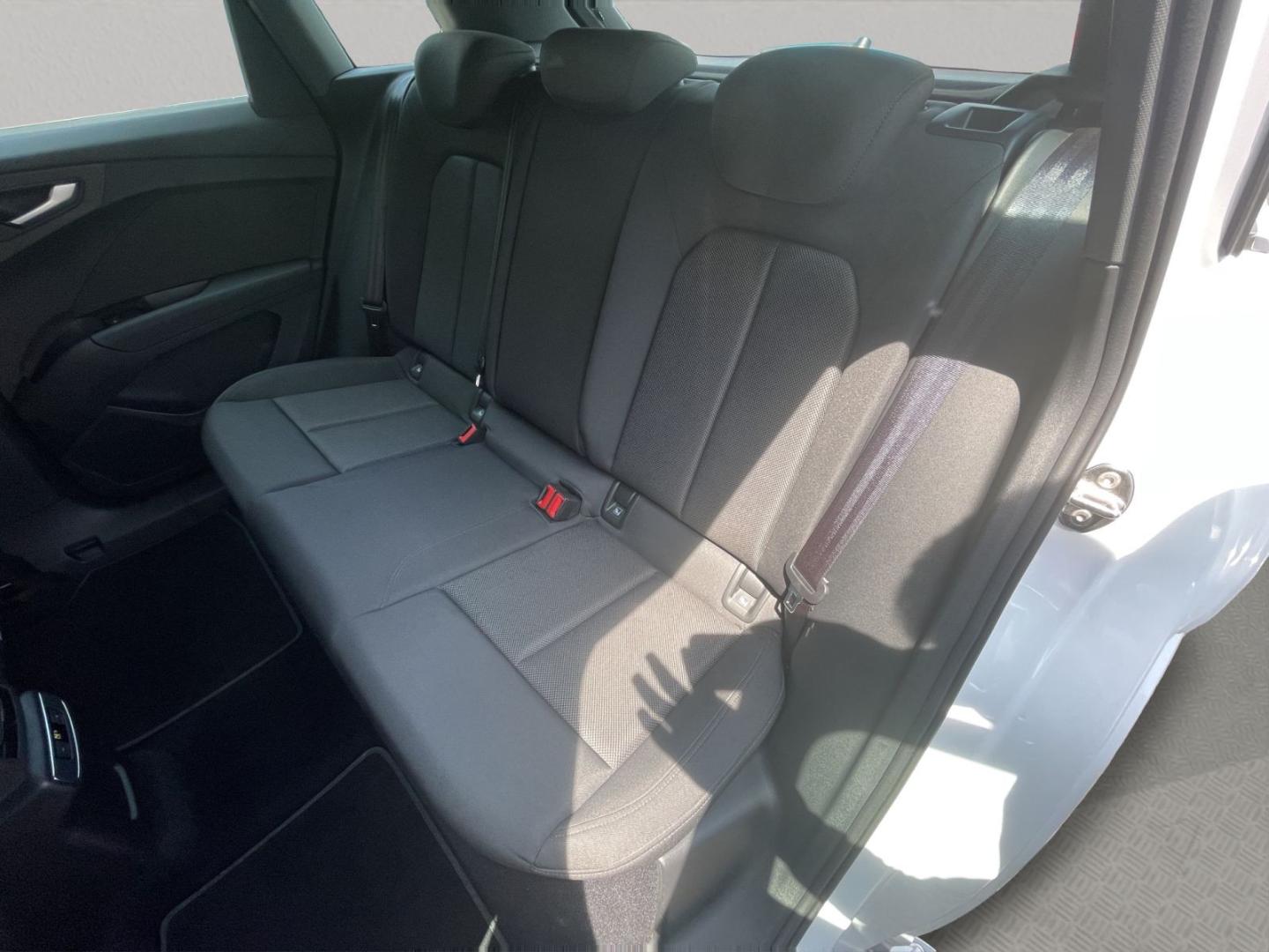 Image about Audi Q4 e-tron 40 e-tron