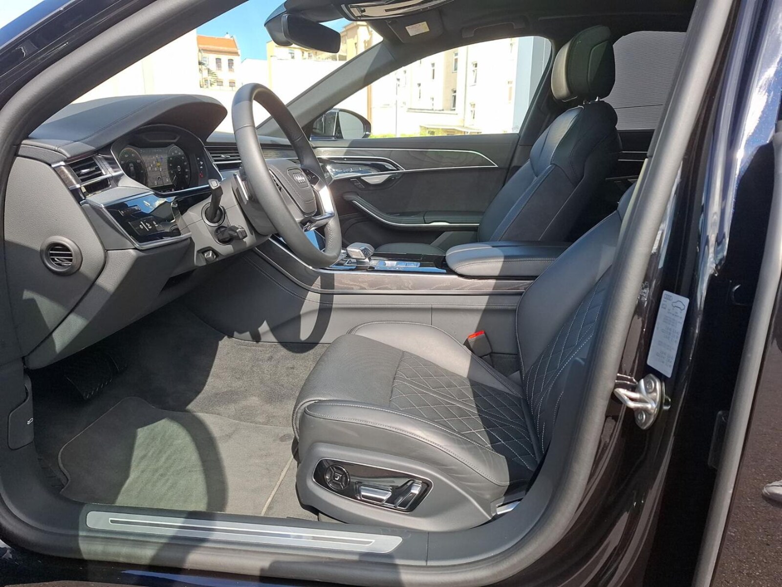 Audi A8 – Bild 10