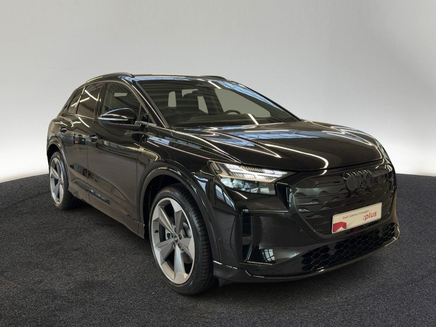 Bild über Audi Q4 SUV e-tron e-tron performance 210 kW - für weitere Informationen kontaktieren Sie den Audi Partner