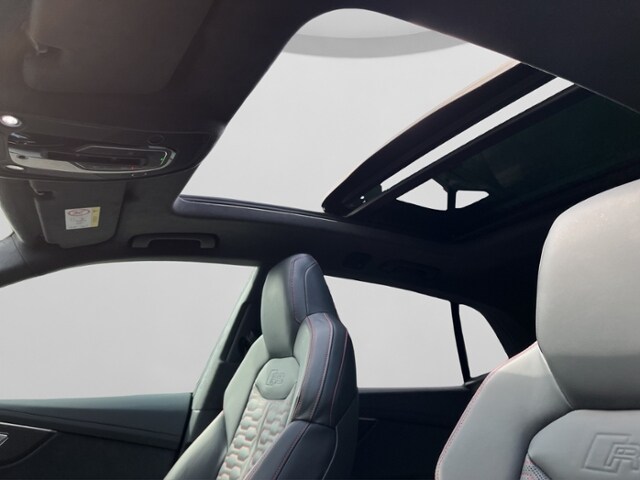 Image about Audi RS Q8 TFSI quattro tiptronic