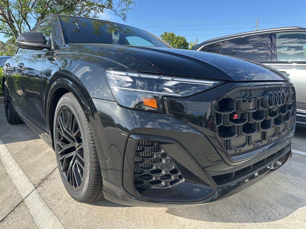 2026 Audi SQ8 Prestige quattro's photo