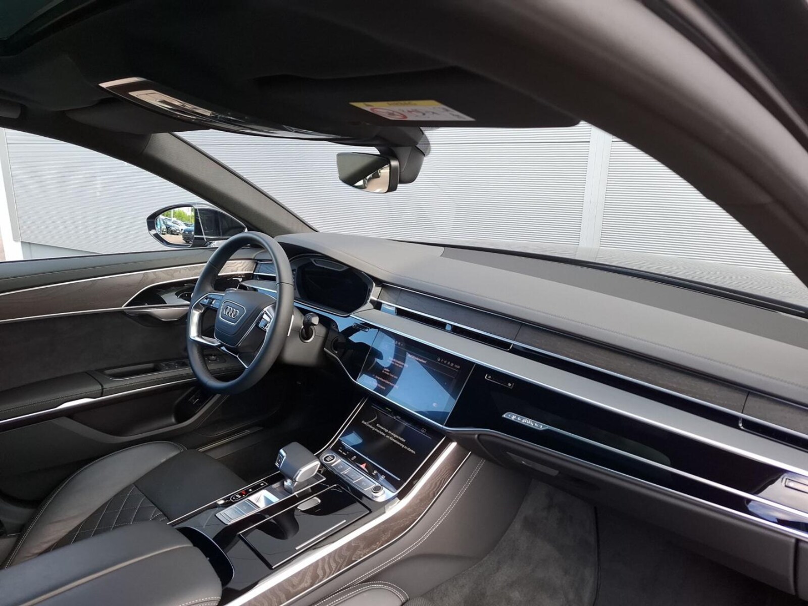 Audi A8 – Bild 13