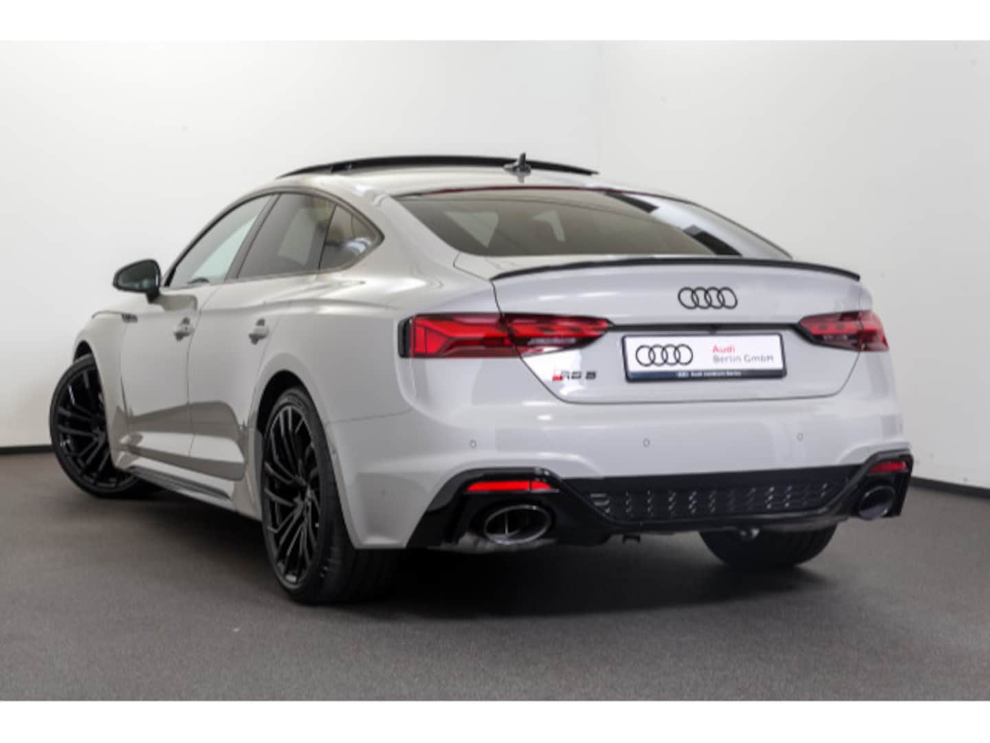 Bild über Audi RS 5 Sportback TFSI quattro tiptronic - für weitere Informationen kontaktieren Sie den Audi Partner